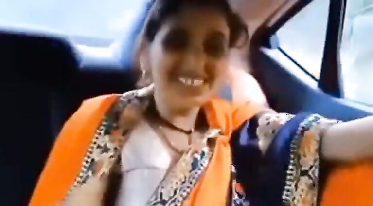 Bhabi enjoying sex with her hubby's boss