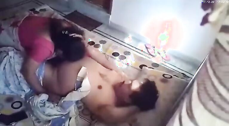 Tamil Couple Saree me Chudai ghar me