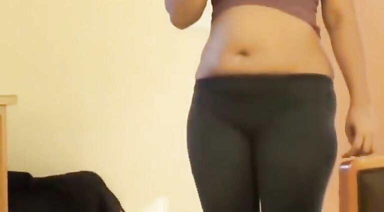 Mumbai beautiful huge ass tamil bhabhi hardcore fucking in hotel
