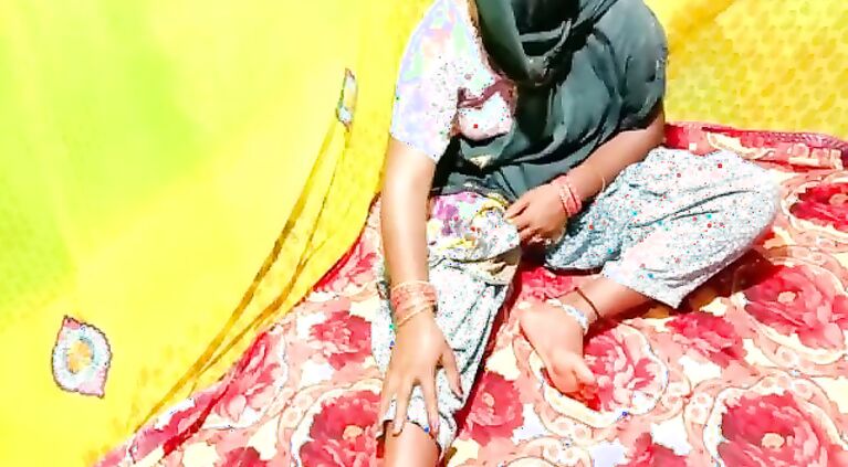 Tamil randi bhabhi full sex blue Movie Porn In Hindi