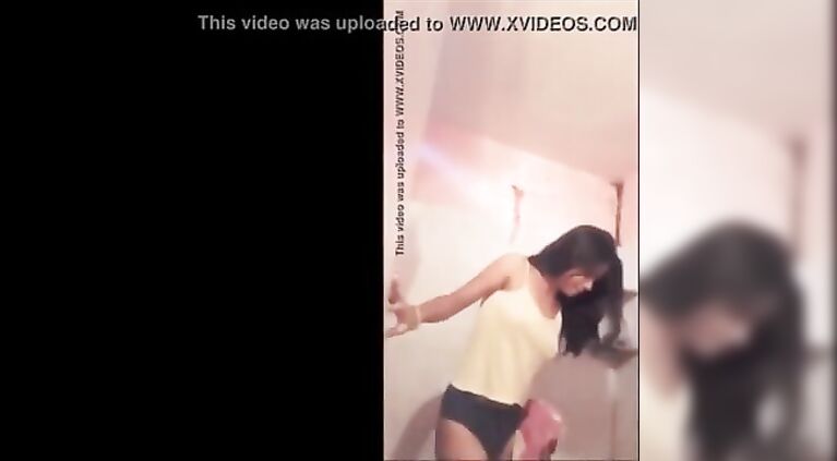 FILM-20180724-PV0001-Salem (IT) Indian 21 yrs old unmarried cute and hot college girl showing her boobs and recording it in mobile phone sex porn movie