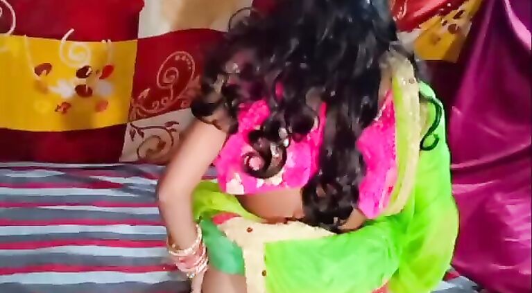 भाभी बोली वैक साइड में डाल दो फ्रंट साइड लुकिंग है गन्दी गन्दी बातें