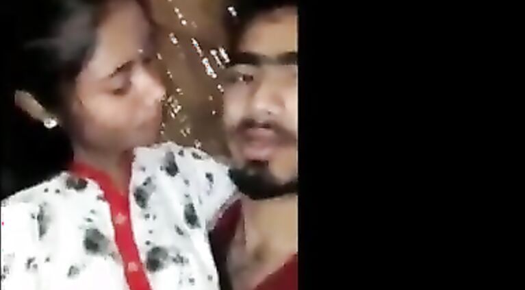 indian college lovers passionate kissing with standing sex - DesiSex24.com