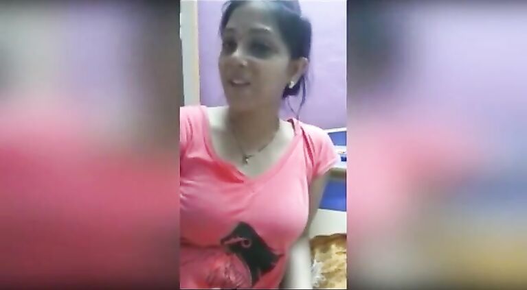 Raat ke Time Biwi Garam Lekin Pati NARAM