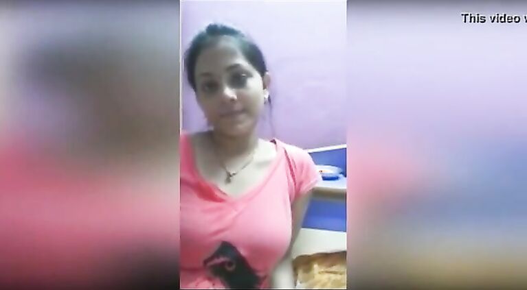 Raat ke Time Biwi Garam Lekin Pati NARAM