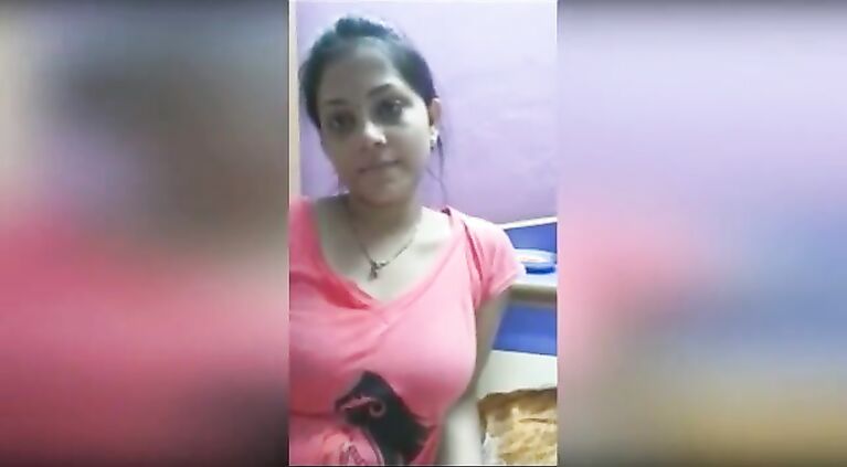 Raat ke Time Biwi Garam Lekin Pati NARAM