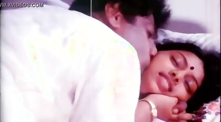 Desi Desi servent fuck house owner daughter sexy sex video/ Indian cute actress/ clips