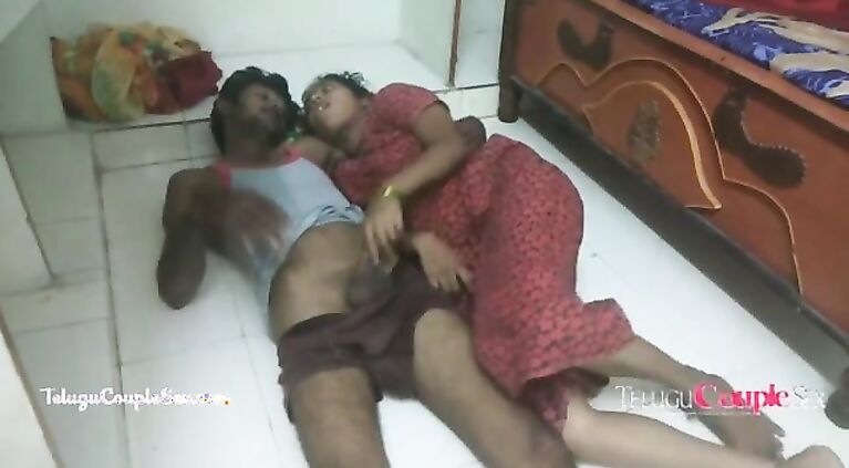 tamil Tamil telugu couple fucking on the floor