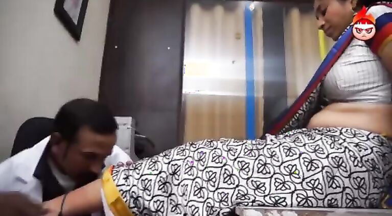doctor romance desi aunty in saree navel play
