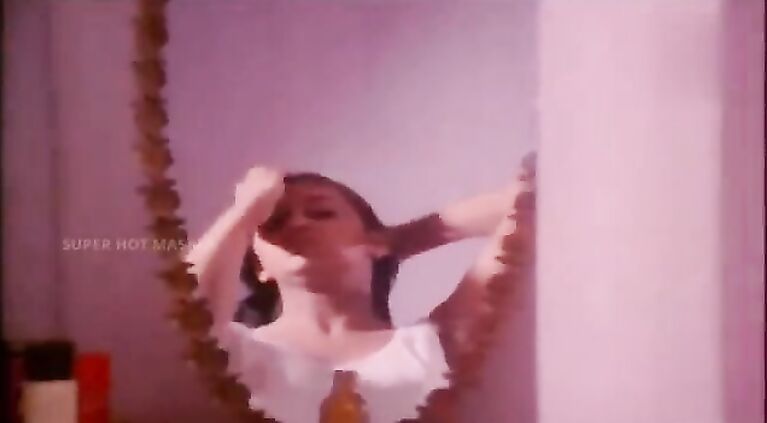 desi horny girl seducing servant