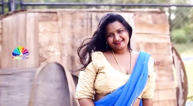 cute plump bhabhi