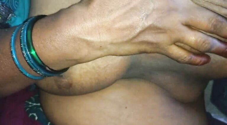 indian aunty telugu aunty kannada aunty malayalam aunty Kerala aunty hindi bhabhi horny indian north ndian south tamil horny vanitha wearing saree village school teacher and shaved vagina press hard boobs press nip rubbing cunt