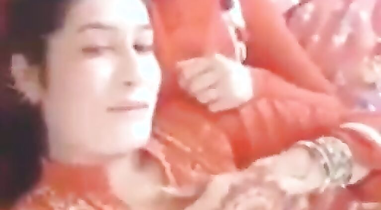 Indian bhabhi