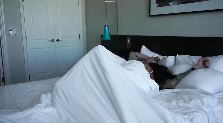 Tamil Bhabi Fucks a Big White Dick for the first time