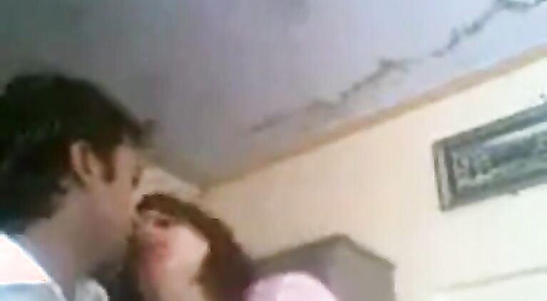 very Sexy Pakistani Couple Kissing