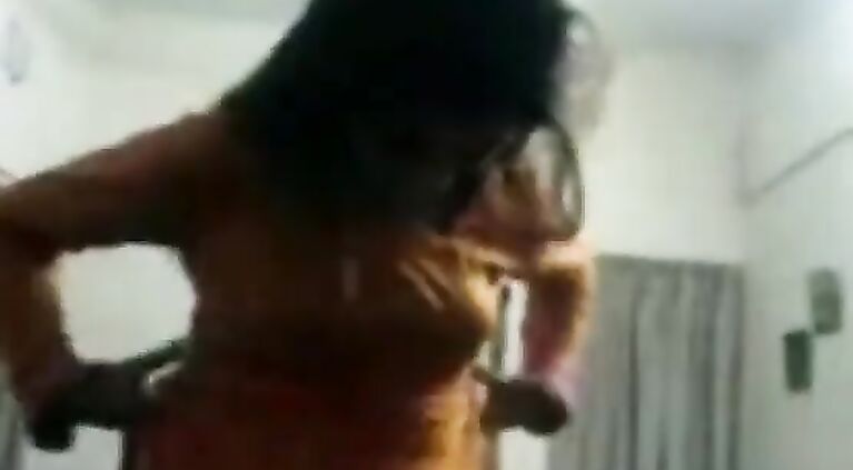 Pakistani teenage sex {URDU AUDIO}