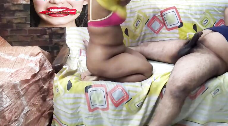 Real Sexy Desi Bhabhi Sex With Office Boy