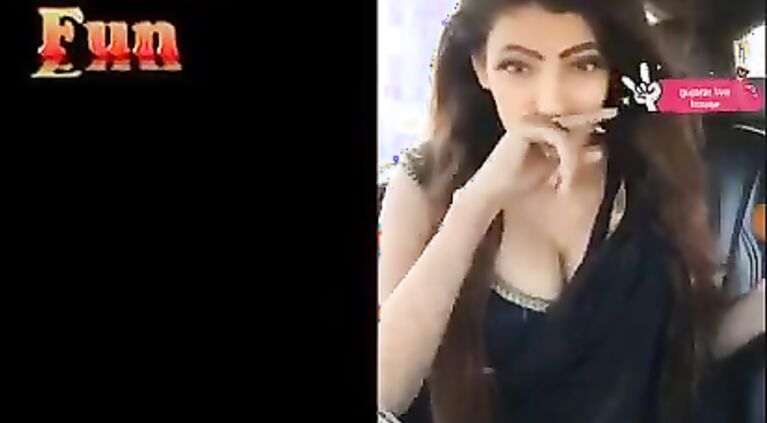 New Year Celebration by Pakistani Actress Drinking,Dancing and Music in Car Pl