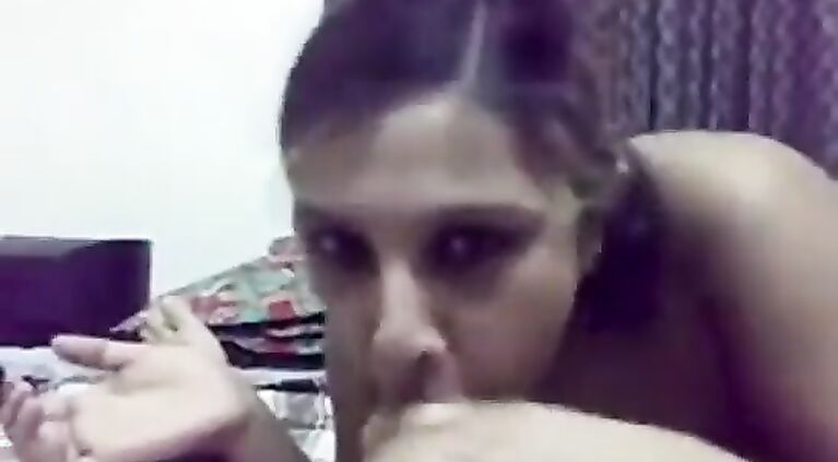 Desi gorgeous with huge boobs sucks pakistani dick and swallows cum - Allvideosx.com