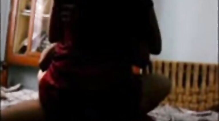 Tamil Cute Indian Aunty Fucking Wit BF At Bedroom - Wowmoyback