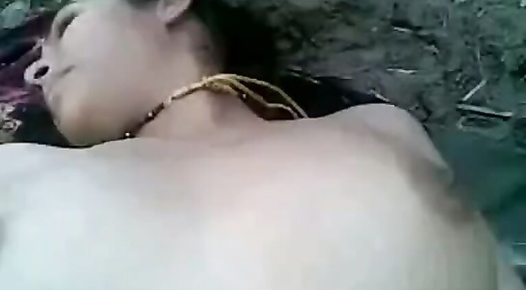 Haye Mai Mar Gayi Janu Meri Jaan Nikal Gayi- Outdoor Fuck aUDIO