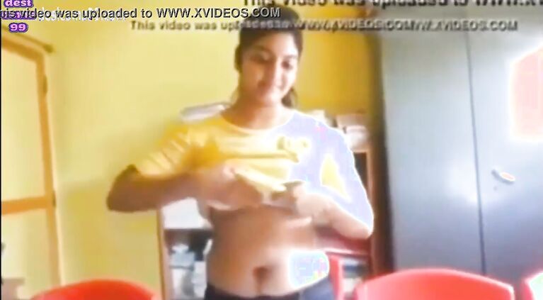 Boob Show In School Girlfriend Cam Beautiful