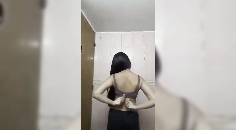 Slutty Long hair Tamil amateur selfie