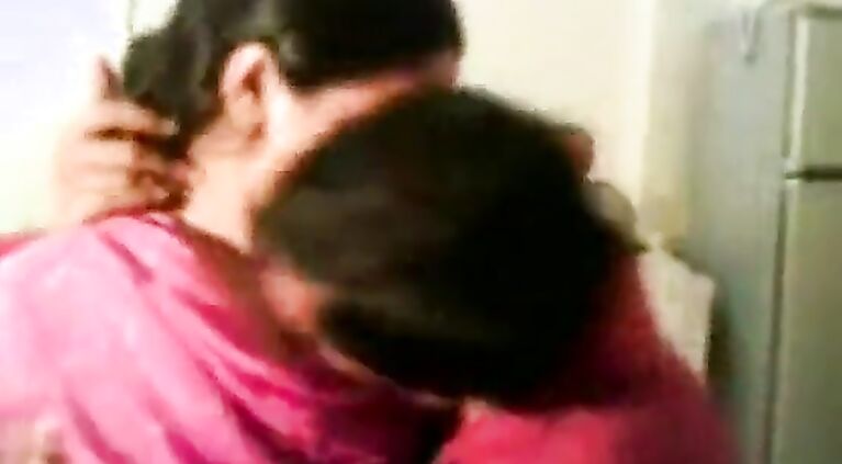 Gf Tamil Nisha Enjoying With Her Boss - Free Live Sex - www.goo.gl/sQKIkh