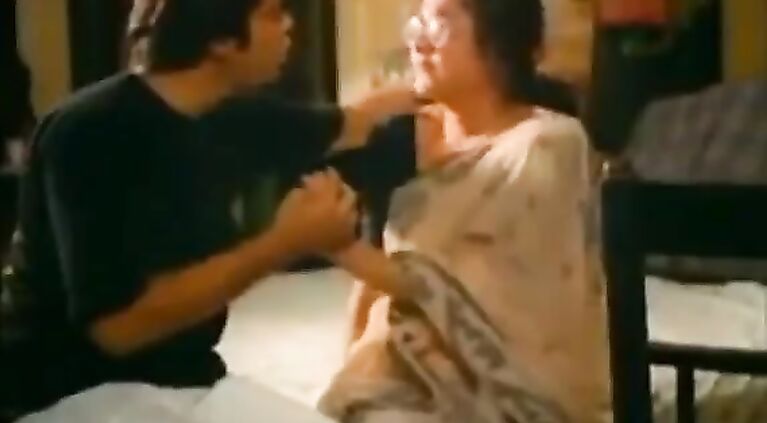 Tamil aunty