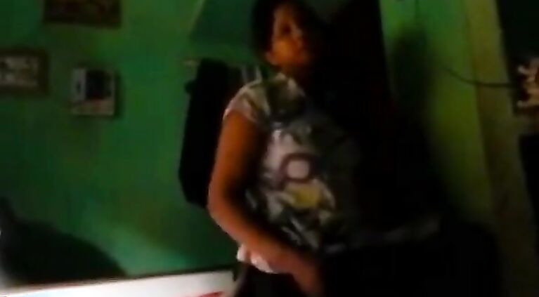 Desi Divorcee wife fucked by his bf (HINDI AUDIO)