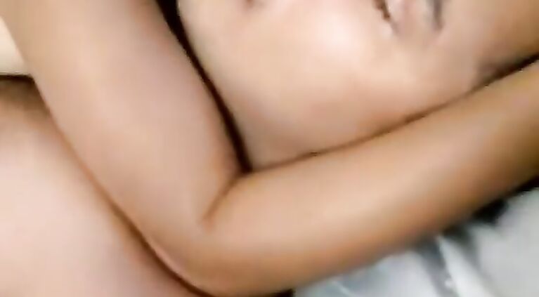 Desi Bhabhi Ji Ko Choud Ke chusaya Lund