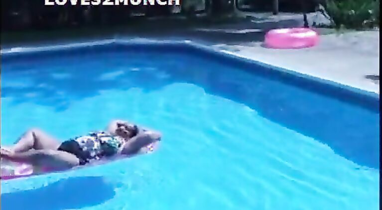 Me and My 47yr old Topheavy Desi Fuck Friend At The Pool