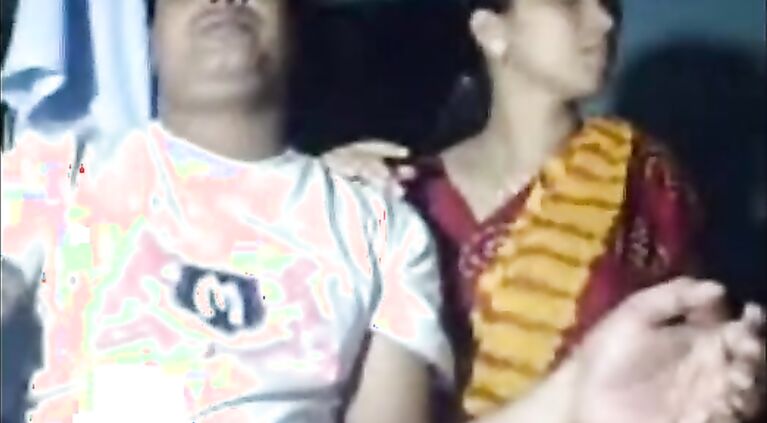 Tamil Amuter Beautiful couple love flaunting their sex life - Wowmoyback
