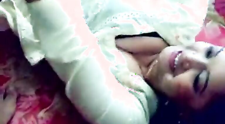 Bangladeshi boro apur sathe sex