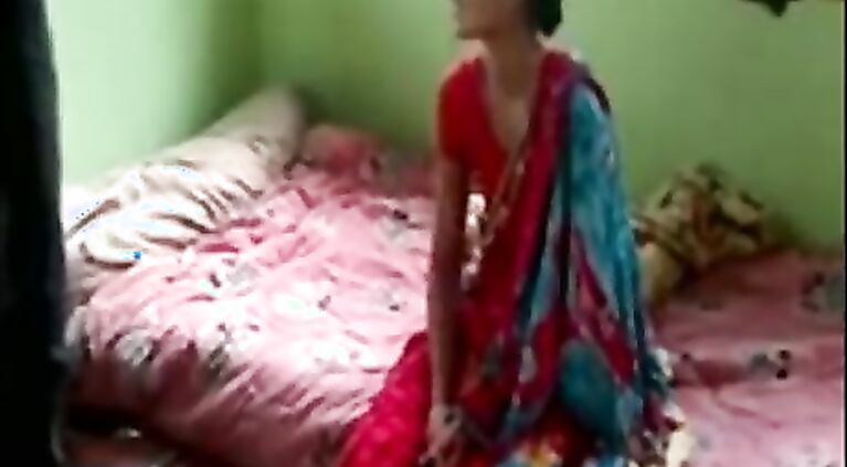 Tamil bhabhi fucked by her devar secretly at home