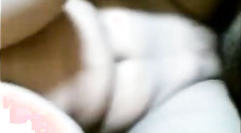 Tamil Indian beautiful salli sucking and fucking her jijju - Wowmoyback