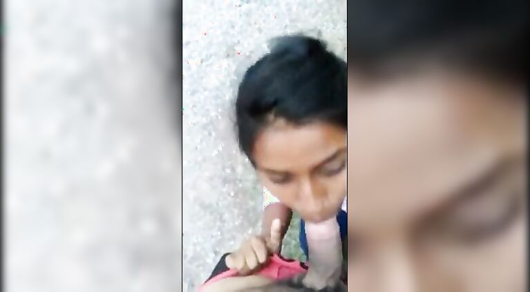 Chennai-college-young-outdoor-oral-mms