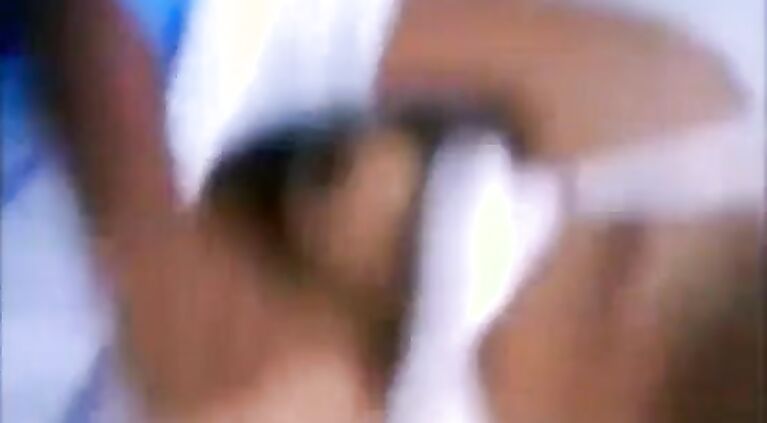 boobs of teenage Indian callgirl getting exposed and felt - XNXX.COM