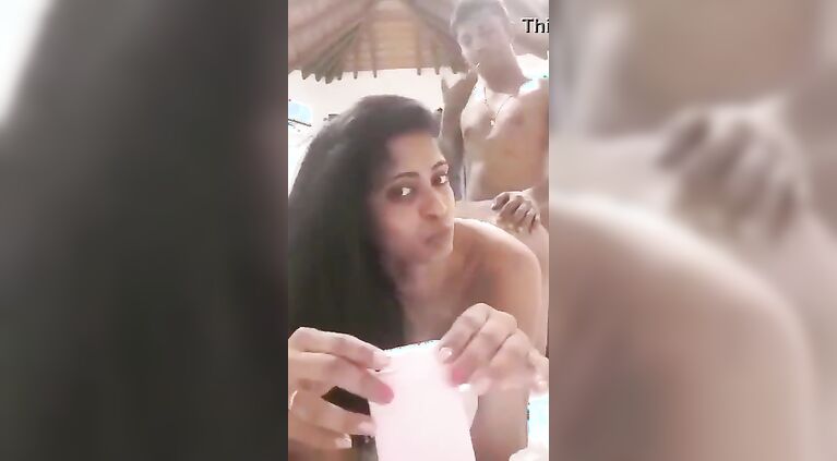 Boyfriend asks gf for sex and she agrees % take film