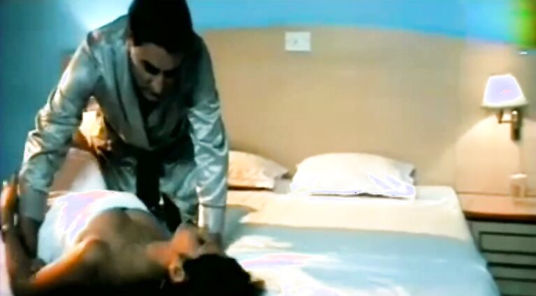 Girl on Bed couple Senseous