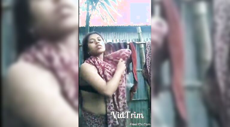 Cute girl bathing nude... Selfie Webcam Girl