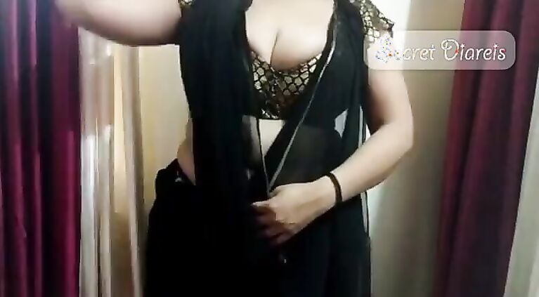 Beautiful shona bhabhi teaching how to wear saree