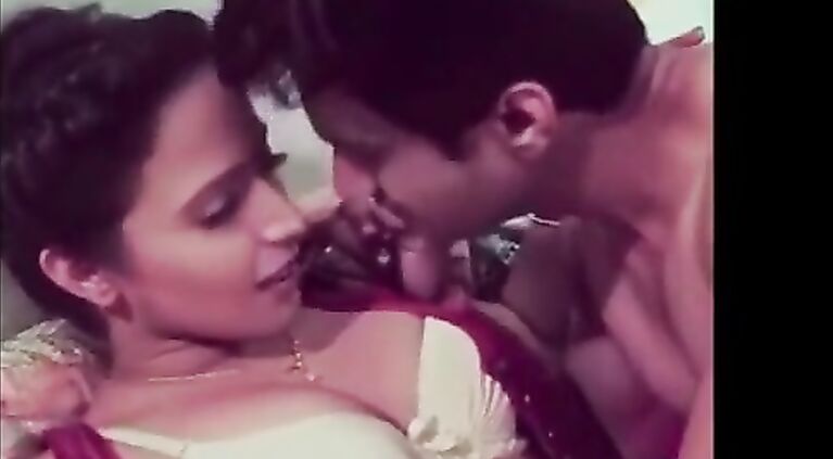 who is she? super sexy girl malasa vid semma mood