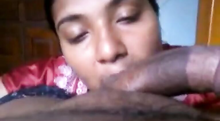 Tamil South Desi girl nice oral with friend - Wowmoyback