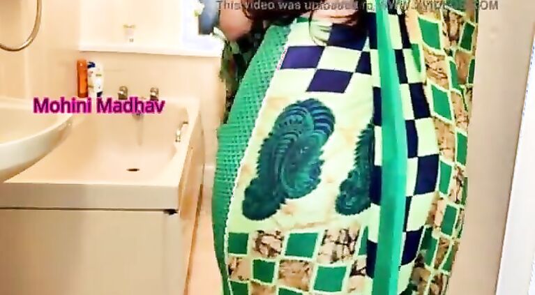 mohini bhabhi forcefully fucked by her neighbour in green saree with standing position hindi audio