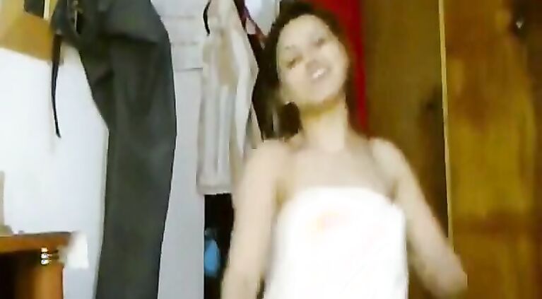 Desi Cute Girl Dancing In Towel After Shower