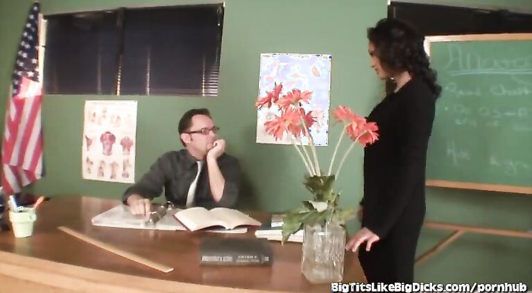 Topheavy Mommy Fucks Her Teacher