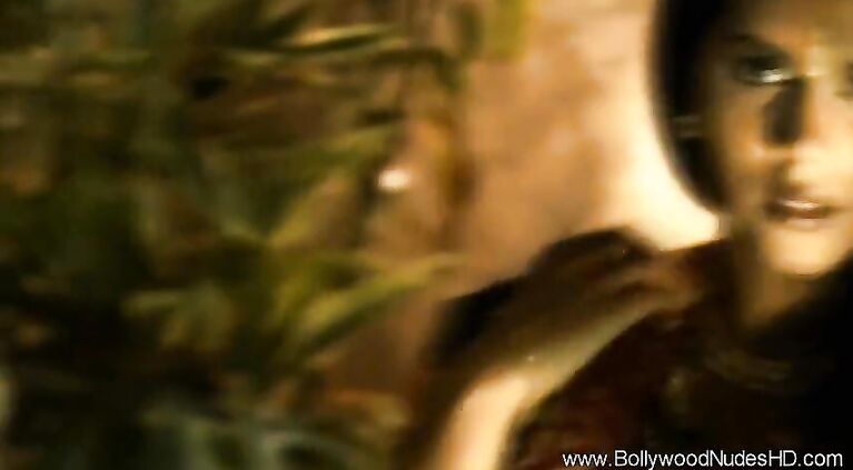 Babe From india Arouses The Senses