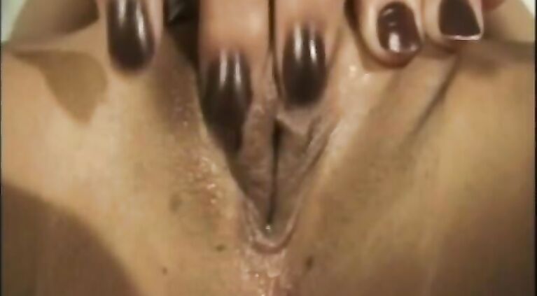 Desi girl masturbating for money