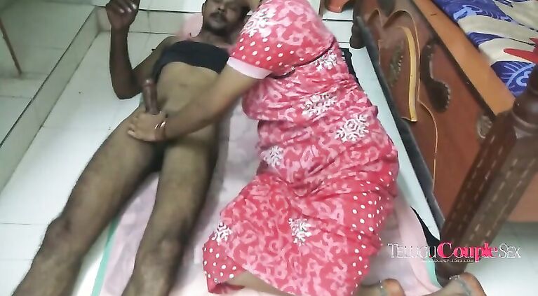 Sexy Telugu Housewife Love Sucking Dick